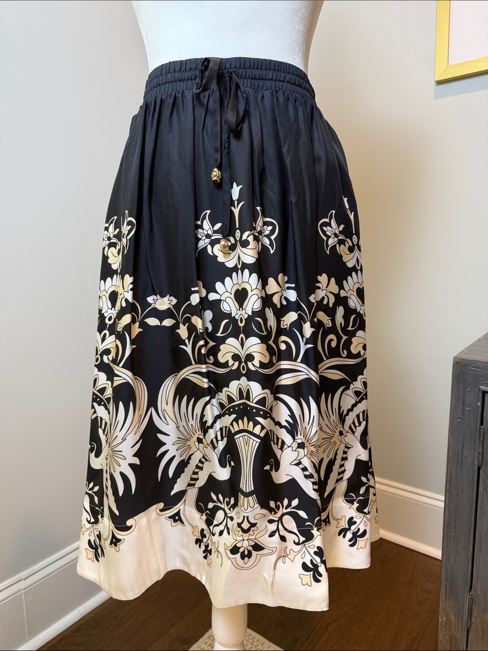NWOT Jade Silk Black Skirt with Cream Floral Border. Size Small.